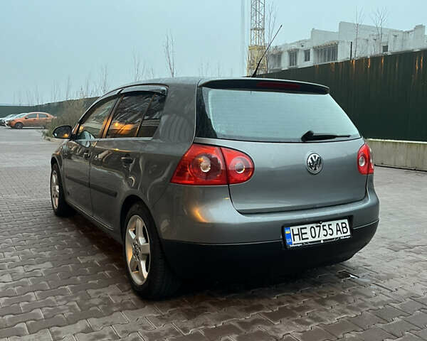 Сірий Фольксваген Гольф, об'ємом двигуна 1.6 л та пробігом 223 тис. км за 5400 $, фото 2 на Automoto.ua