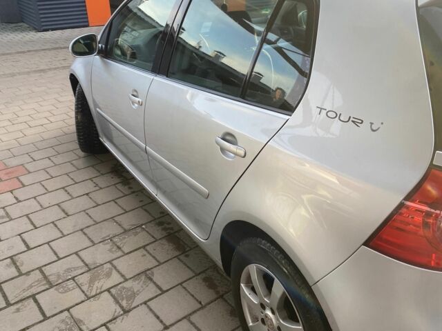 Сірий Фольксваген Гольф, об'ємом двигуна 1.6 л та пробігом 245 тис. км за 6200 $, фото 1 на Automoto.ua