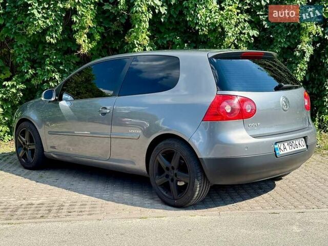 Сірий Фольксваген Гольф, об'ємом двигуна 1.39 л та пробігом 240 тис. км за 6200 $, фото 4 на Automoto.ua