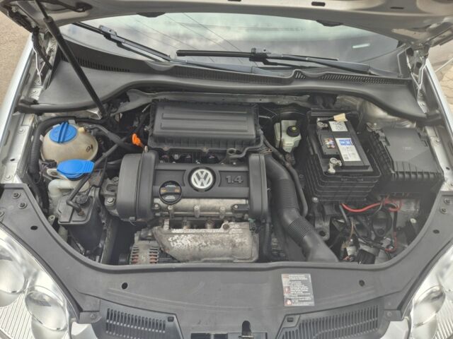 Сірий Фольксваген Гольф, об'ємом двигуна 1.4 л та пробігом 203 тис. км за 5550 $, фото 7 на Automoto.ua