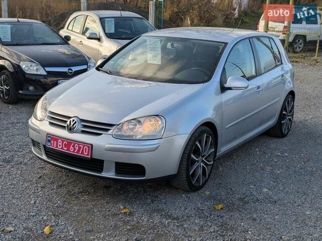 Серый Фольксваген Гольф, объемом двигателя 1.6 л и пробегом 244 тыс. км за 5950 $, фото 4 на Automoto.ua