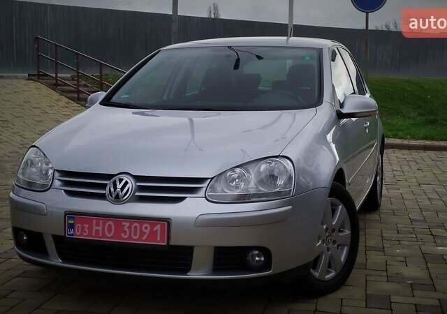 Сірий Фольксваген Гольф, об'ємом двигуна 1.6 л та пробігом 200 тис. км за 6950 $, фото 2 на Automoto.ua