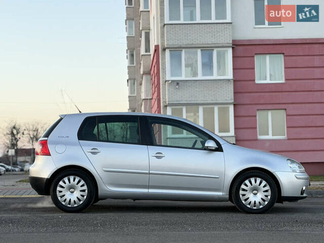 Сірий Фольксваген Гольф, об'ємом двигуна 1.6 л та пробігом 184 тис. км за 8499 $, фото 6 на Automoto.ua