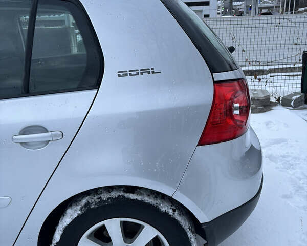 Серый Фольксваген Гольф, объемом двигателя 1.4 л и пробегом 209 тыс. км за 5650 $, фото 12 на Automoto.ua