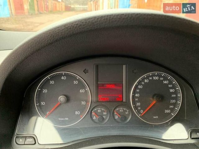 Серый Фольксваген Гольф, объемом двигателя 1.98 л и пробегом 178 тыс. км за 6000 $, фото 5 на Automoto.ua