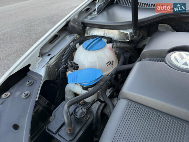 Сірий Фольксваген Гольф, об'ємом двигуна 1.6 л та пробігом 184 тис. км за 8499 $, фото 57 на Automoto.ua