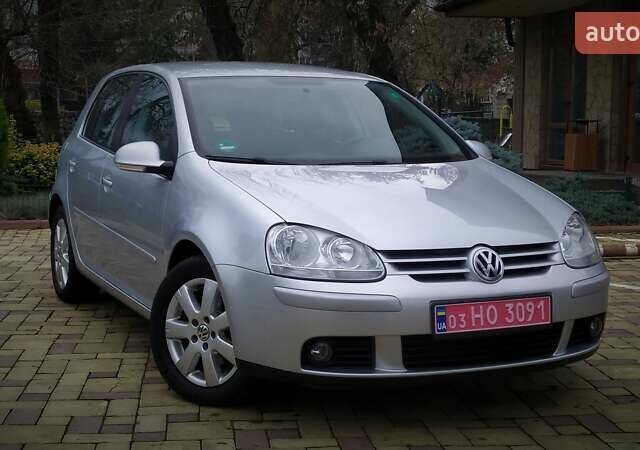 Сірий Фольксваген Гольф, об'ємом двигуна 1.6 л та пробігом 200 тис. км за 6950 $, фото 27 на Automoto.ua