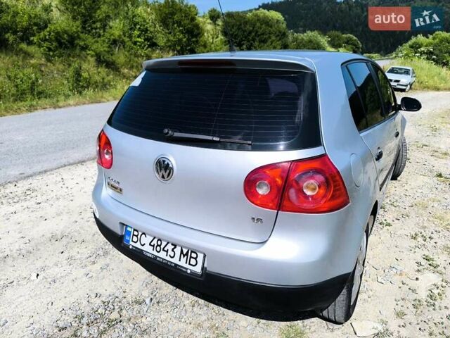 Серый Фольксваген Гольф, объемом двигателя 1.6 л и пробегом 268 тыс. км за 5900 $, фото 16 на Automoto.ua