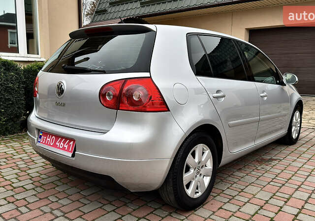 Серый Фольксваген Гольф, объемом двигателя 1.6 л и пробегом 178 тыс. км за 6556 $, фото 8 на Automoto.ua