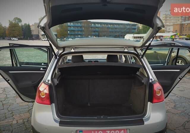 Серый Фольксваген Гольф, объемом двигателя 0 л и пробегом 200 тыс. км за 7100 $, фото 94 на Automoto.ua