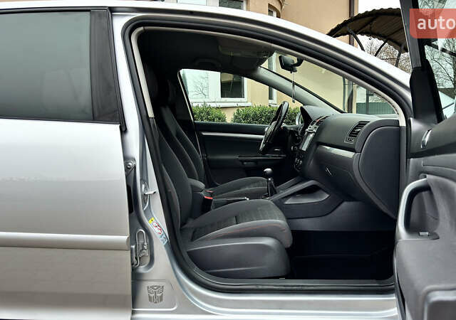 Серый Фольксваген Гольф, объемом двигателя 1.6 л и пробегом 178 тыс. км за 6556 $, фото 31 на Automoto.ua