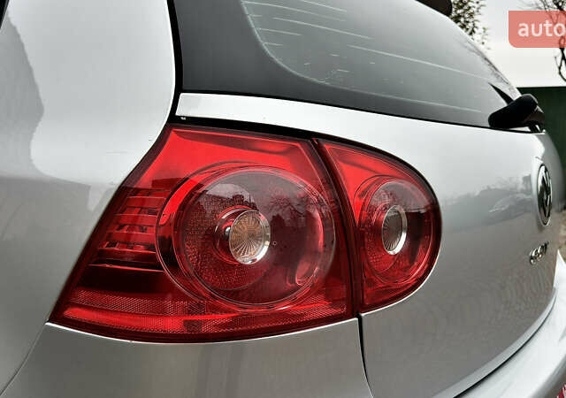 Серый Фольксваген Гольф, объемом двигателя 1.6 л и пробегом 178 тыс. км за 6556 $, фото 19 на Automoto.ua