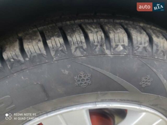 Серый Фольксваген Гольф, объемом двигателя 1.9 л и пробегом 263 тыс. км за 5800 $, фото 4 на Automoto.ua