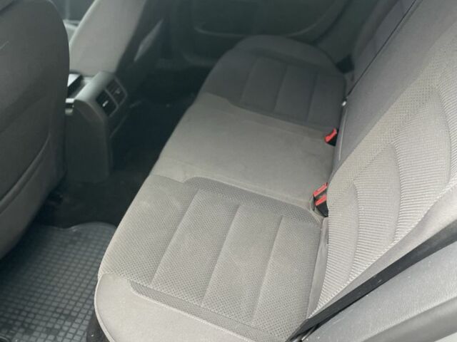 Серый Фольксваген Гольф, объемом двигателя 1.6 л и пробегом 292 тыс. км за 6500 $, фото 14 на Automoto.ua