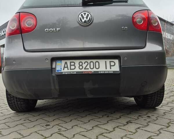 Сірий Фольксваген Гольф, об'ємом двигуна 1.6 л та пробігом 255 тис. км за 5600 $, фото 9 на Automoto.ua