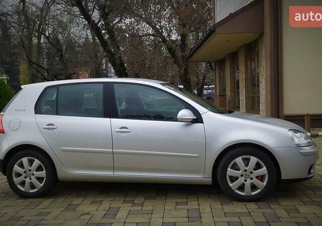 Сірий Фольксваген Гольф, об'ємом двигуна 1.6 л та пробігом 200 тис. км за 6950 $, фото 10 на Automoto.ua