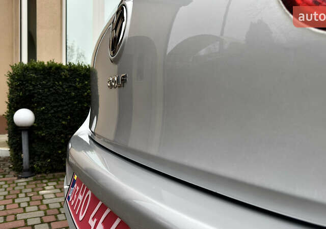 Серый Фольксваген Гольф, объемом двигателя 1.6 л и пробегом 178 тыс. км за 6556 $, фото 20 на Automoto.ua