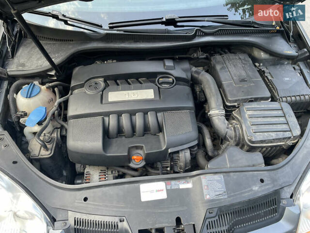 Фольксваген Гольф 2007 у Вінниці на Automoto.ua Сірий Фольксваген Гольф, об'ємом двигуна 1.6 л та пробігом 148 тис. км за 4999 $, фото 15 на Automoto.ua