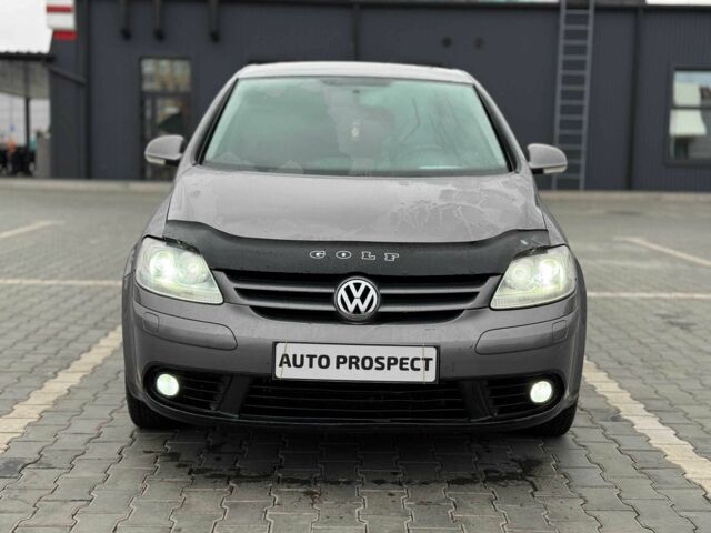 Сірий Фольксваген Гольф, об'ємом двигуна 2 л та пробігом 278 тис. км за 6700 $, фото 1 на Automoto.ua