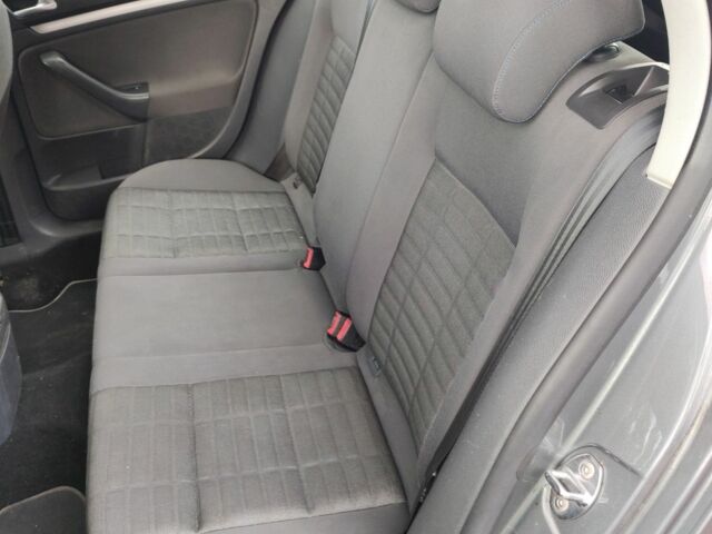 Сірий Фольксваген Гольф, об'ємом двигуна 1.4 л та пробігом 197 тис. км за 5700 $, фото 12 на Automoto.ua