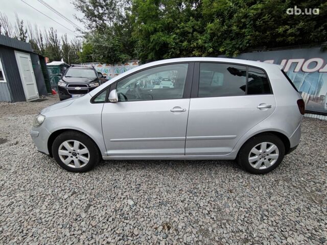 Сірий Фольксваген Гольф, об'ємом двигуна 2 л та пробігом 283 тис. км за 6900 $, фото 3 на Automoto.ua