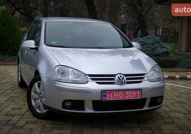 Сірий Фольксваген Гольф, об'ємом двигуна 1.6 л та пробігом 200 тис. км за 6950 $, фото 24 на Automoto.ua