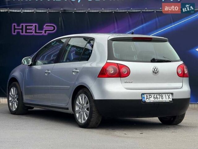Серый Фольксваген Гольф, объемом двигателя 1.6 л и пробегом 215 тыс. км за 6299 $, фото 5 на Automoto.ua