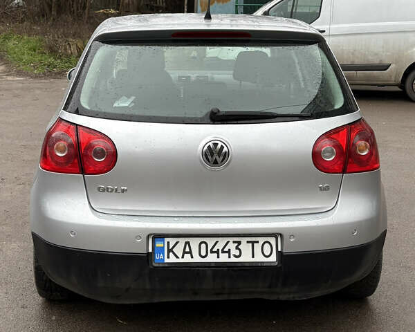 Сірий Фольксваген Гольф, об'ємом двигуна 1.6 л та пробігом 236 тис. км за 6000 $, фото 3 на Automoto.ua