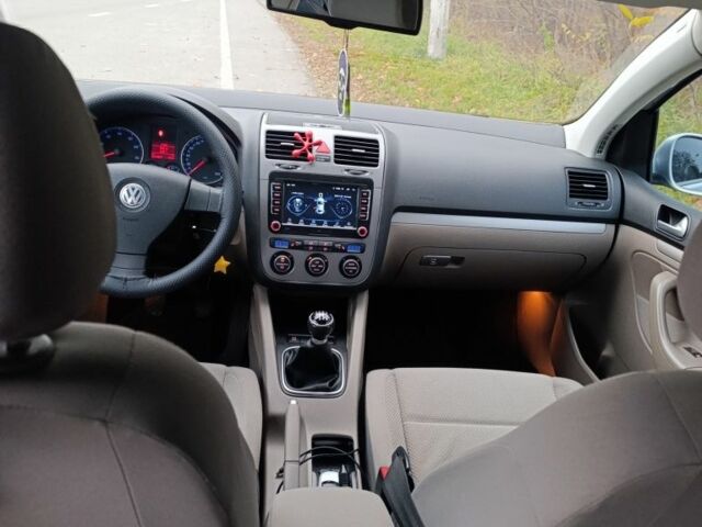 Серый Фольксваген Гольф, объемом двигателя 1.4 л и пробегом 231 тыс. км за 5950 $, фото 10 на Automoto.ua