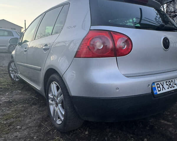 Сірий Фольксваген Гольф, об'ємом двигуна 1.6 л та пробігом 242 тис. км за 5600 $, фото 4 на Automoto.ua