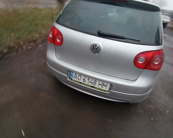 Серый Фольксваген Гольф, объемом двигателя 1.4 л и пробегом 210 тыс. км за 4800 $, фото 4 на Automoto.ua