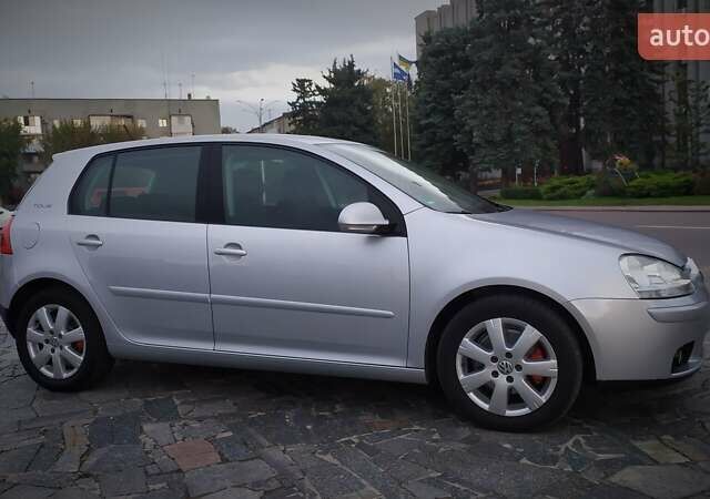 Серый Фольксваген Гольф, объемом двигателя 0 л и пробегом 200 тыс. км за 7100 $, фото 157 на Automoto.ua