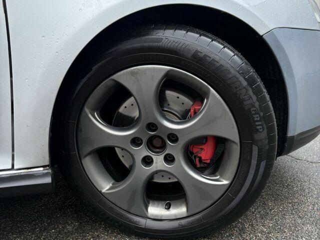 Серый Фольксваген Гольф, объемом двигателя 2 л и пробегом 216 тыс. км за 5000 $, фото 9 на Automoto.ua