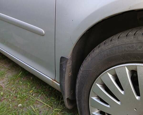 Серый Фольксваген Гольф, объемом двигателя 1.4 л и пробегом 307 тыс. км за 4700 $, фото 3 на Automoto.ua