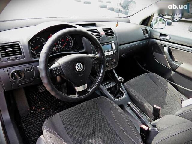 Сірий Фольксваген Гольф, об'ємом двигуна 1.6 л та пробігом 213 тис. км за 5500 $, фото 5 на Automoto.ua