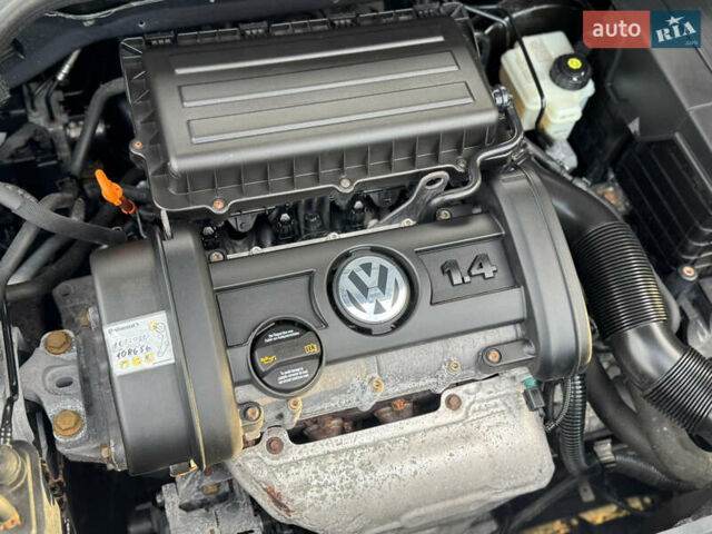 Серый Фольксваген Гольф, объемом двигателя 1.4 л и пробегом 169 тыс. км за 5700 $, фото 50 на Automoto.ua