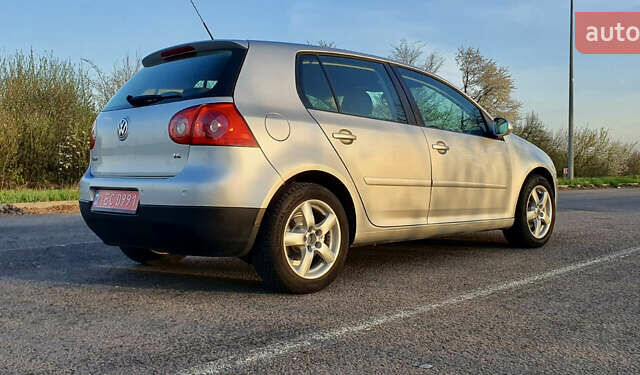 Сірий Фольксваген Гольф, об'ємом двигуна 1.6 л та пробігом 188 тис. км за 5350 $, фото 21 на Automoto.ua