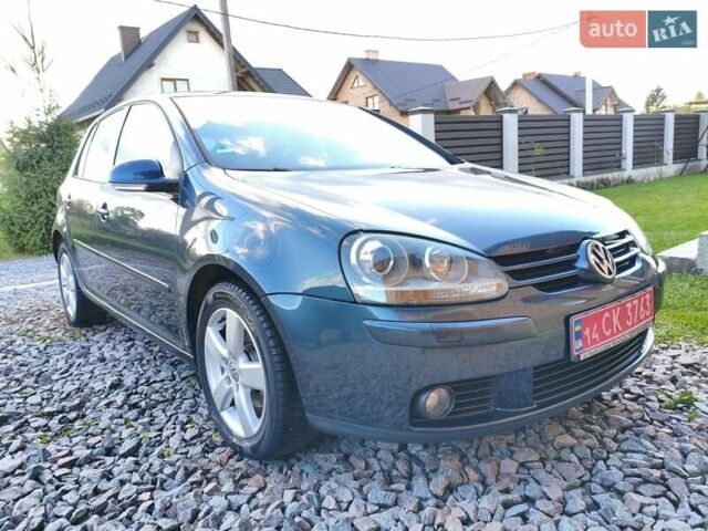 Серый Фольксваген Гольф, объемом двигателя 1.4 л и пробегом 221 тыс. км за 5600 $, фото 14 на Automoto.ua