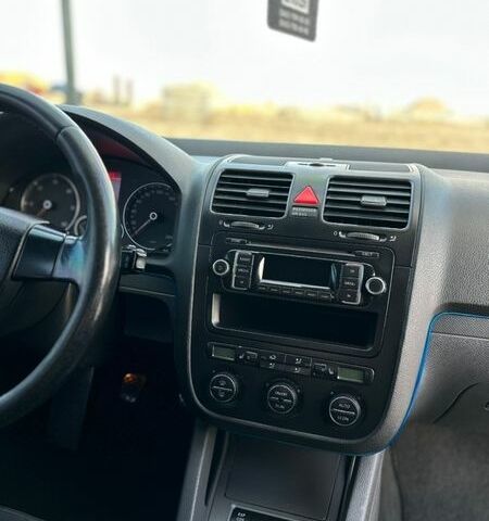 Серый Фольксваген Гольф, объемом двигателя 1.97 л и пробегом 335 тыс. км за 4950 $, фото 16 на Automoto.ua