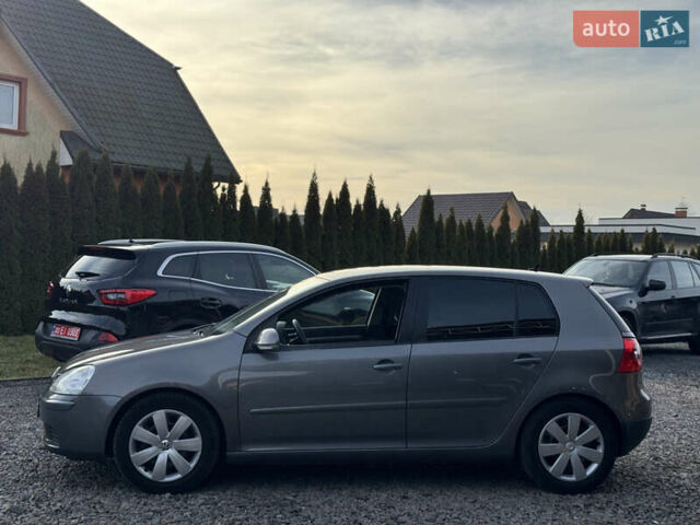 Серый Фольксваген Гольф, объемом двигателя 1.6 л и пробегом 154 тыс. км за 6200 $, фото 3 на Automoto.ua