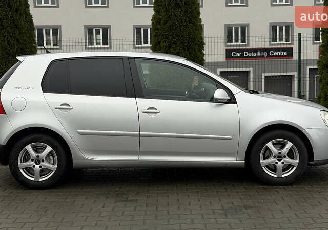 Серый Фольксваген Гольф, объемом двигателя 1.4 л и пробегом 239 тыс. км за 5150 $, фото 7 на Automoto.ua