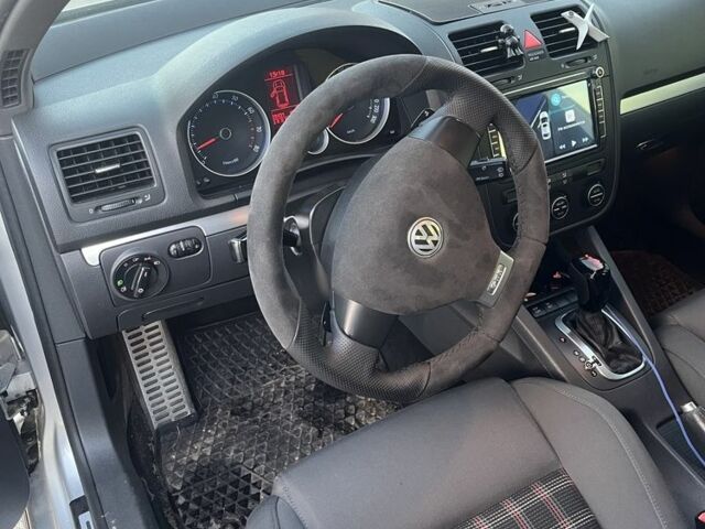 Серый Фольксваген Гольф, объемом двигателя 2 л и пробегом 222 тыс. км за 9000 $, фото 6 на Automoto.ua