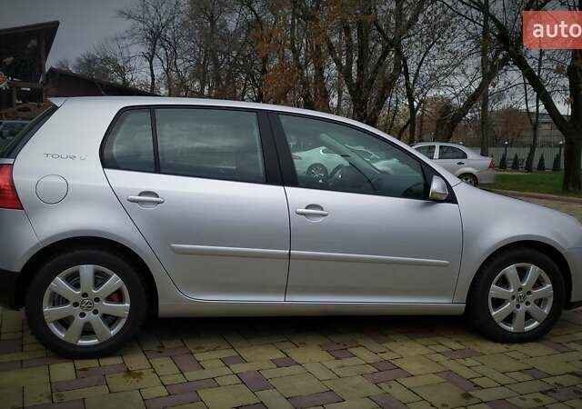 Сірий Фольксваген Гольф, об'ємом двигуна 1.6 л та пробігом 200 тис. км за 6950 $, фото 47 на Automoto.ua