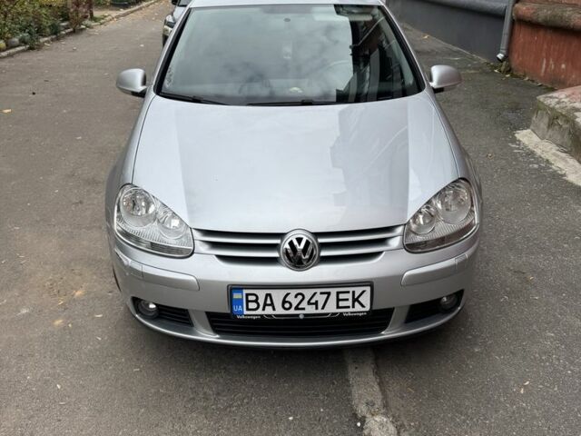 Серый Фольксваген Гольф, объемом двигателя 1.4 л и пробегом 199 тыс. км за 4900 $, фото 5 на Automoto.ua