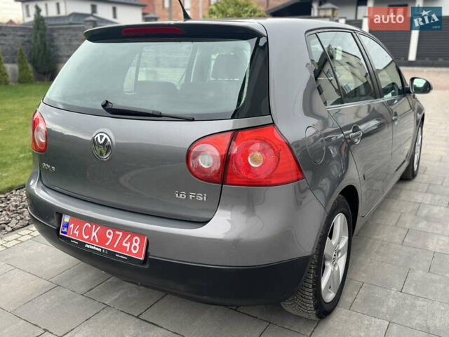 Сірий Фольксваген Гольф, об'ємом двигуна 1.6 л та пробігом 229 тис. км за 4750 $, фото 6 на Automoto.ua