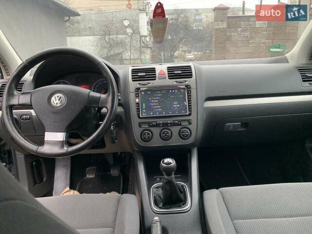 Сірий Фольксваген Гольф, об'ємом двигуна 1.6 л та пробігом 164 тис. км за 5700 $, фото 18 на Automoto.ua