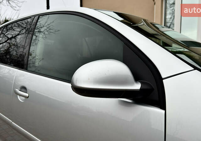 Серый Фольксваген Гольф, объемом двигателя 1.6 л и пробегом 178 тыс. км за 6556 $, фото 83 на Automoto.ua