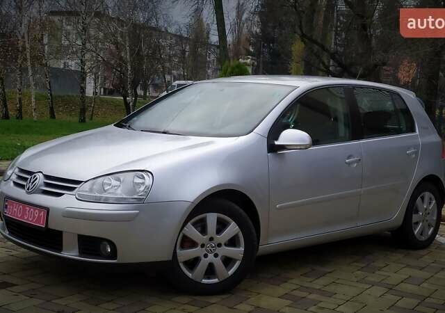 Сірий Фольксваген Гольф, об'ємом двигуна 1.6 л та пробігом 200 тис. км за 6950 $, фото 38 на Automoto.ua