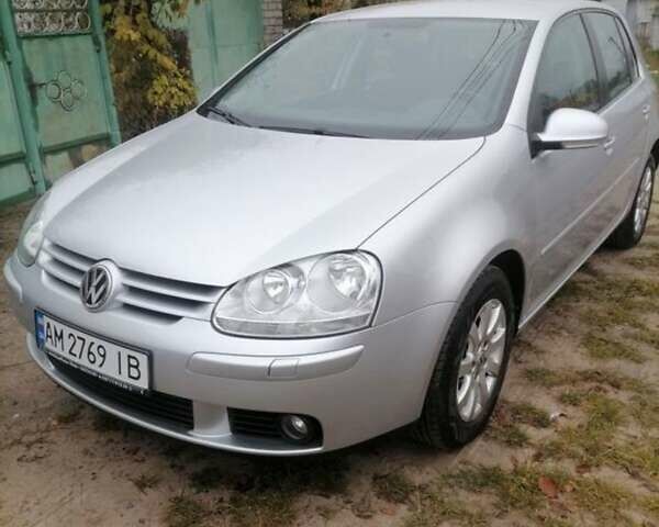 Серый Фольксваген Гольф, объемом двигателя 1.4 л и пробегом 204 тыс. км за 5300 $, фото 2 на Automoto.ua