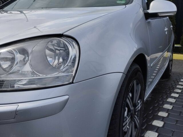 Серый Фольксваген Гольф, объемом двигателя 1.6 л и пробегом 249 тыс. км за 6200 $, фото 1 на Automoto.ua